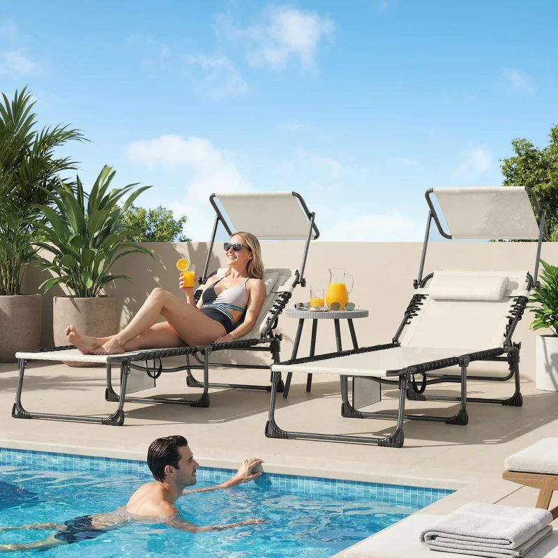 Outsunny Conjunto de 2 Espreguiçadeiras Jardim Dobráveis com Encosto Reclinável 5 Posições e Assento em Malha Creme