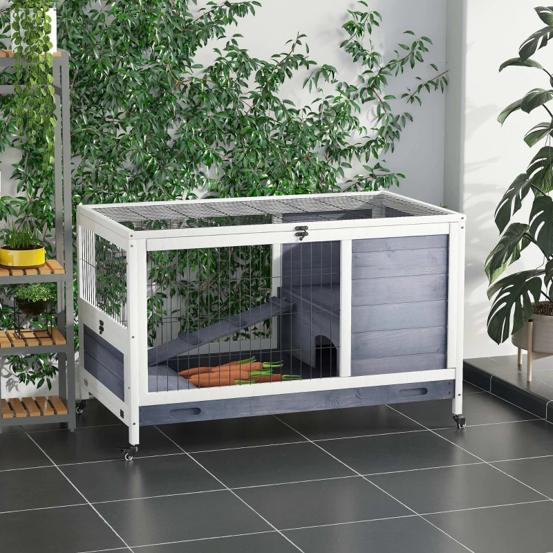 PawHut Kaninchenstall aus Holz Hasenstall mit Rädern Klappdach Rampe Ausziehbarem Tablett Winterfest Meerschweinchenstall Kleintierstall Kaninchenkäfig für Innen, draußen 90 x 53 x 59 cm Weiß