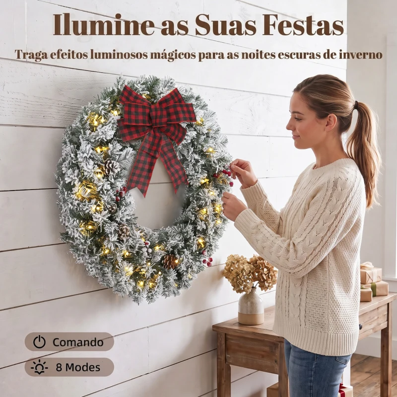 HOMCOM Coroa de Natal para Porta com Efeito Nevado 50 Luzes LED Pinhas Bagas e Laço Festivo para Lareira Parede ou Janela