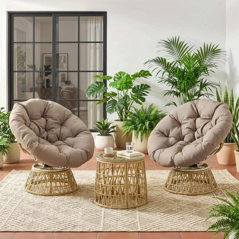 Outsunny Ensemble salon de jardin 3 pièces avec 2 fauteuils papasan pivotant et 1 tables basse ronde polyester résine tressée