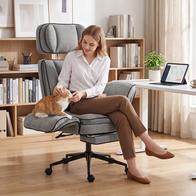 HOMCOM Silla de Escritorio con Reposapiés Reposabrazos Abatibles Respaldo Alto y Reclinable 145° Reposacabezas Ajustable Gris