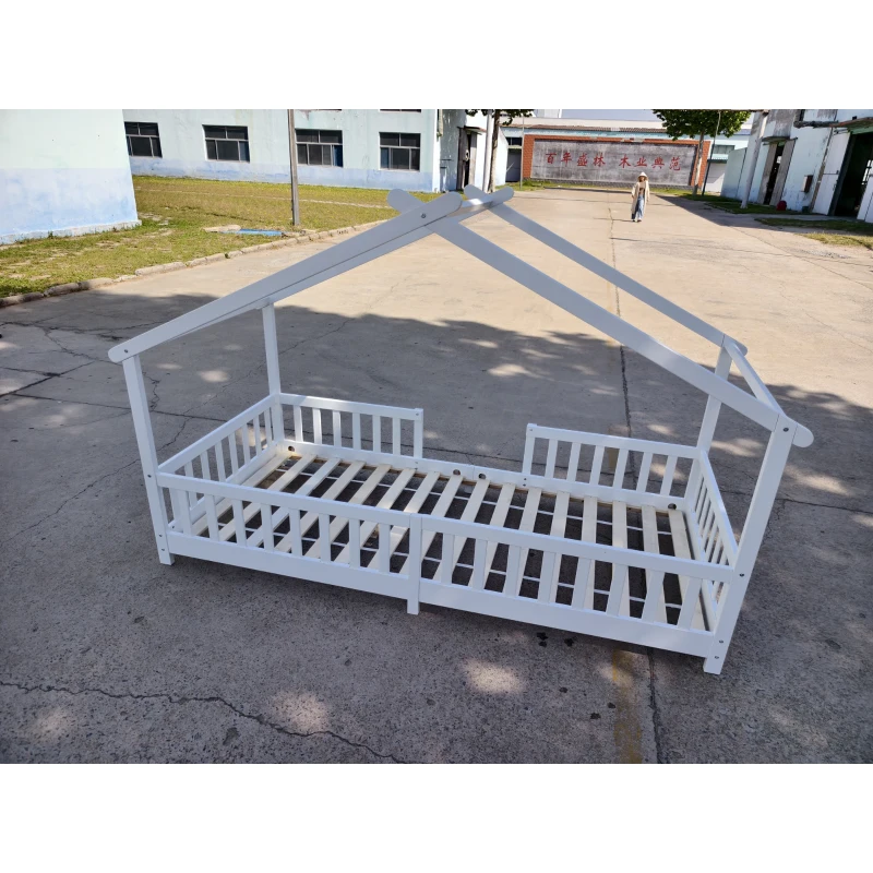 AIYAPLAY Lit Cabane Enfant 90x200 cm, Lit Enfant en Forme de Maison avec Barrières de Sécurité et Sommier à Lattes Solides, Blanc