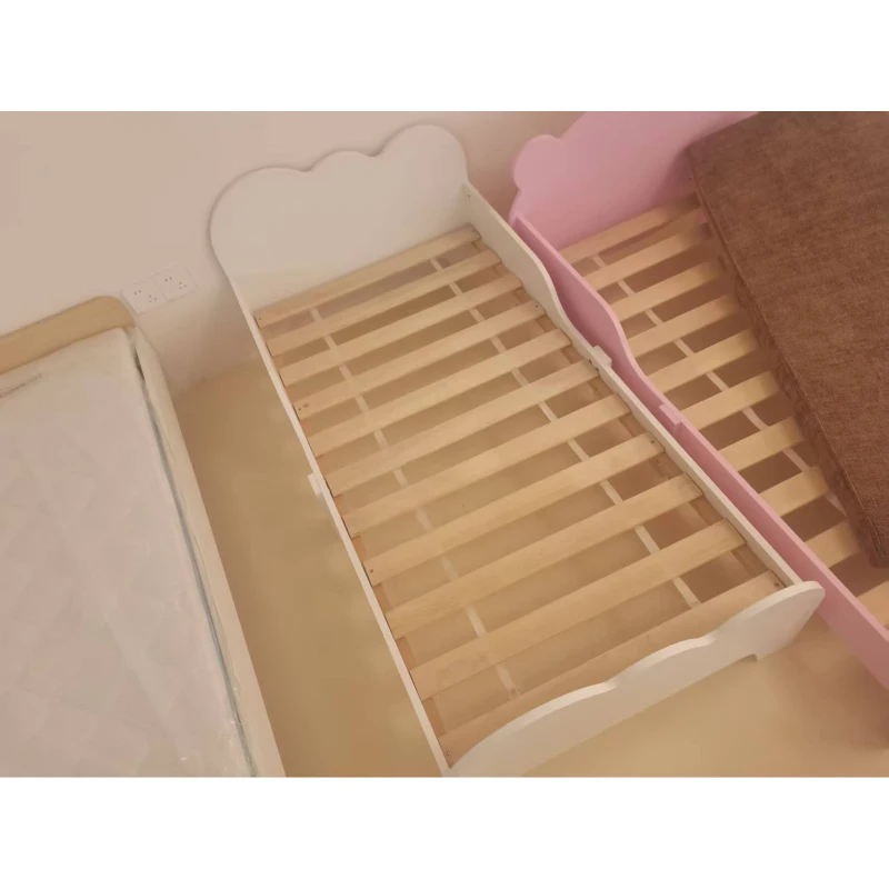 AIYAPLAY Cama infantil 140 x 70 cm com proteção contra quedas, estrado, design em nuvem 3-8 anos, sem colchão, branco