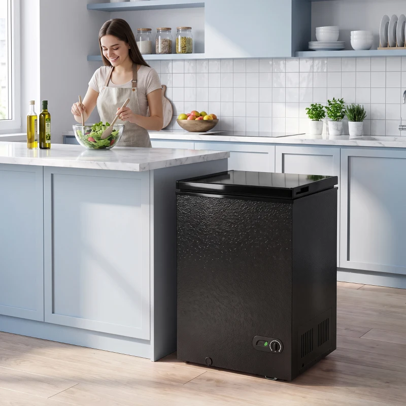 HOMCOM 91L Freestanding Chest Freezer with Removable Storage Basket, Chest Freezer with Mechanical Temperature Control, Black