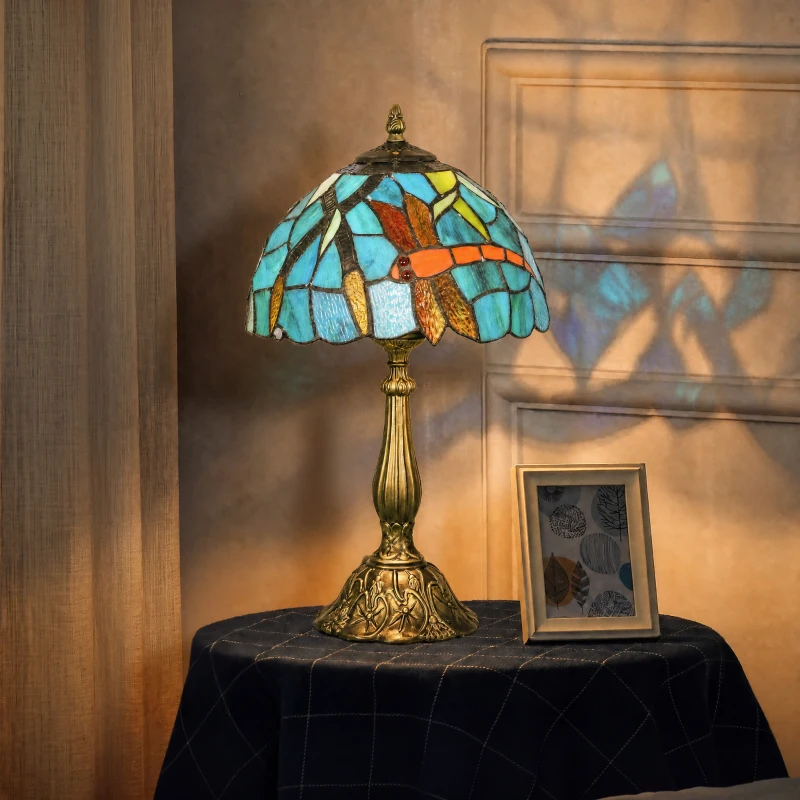 HOMCOM Tiffany Stained Glass Table Lamp, Handmade Antique Bedside Lamp for Bedroom, Living Room, Nightstand, Green