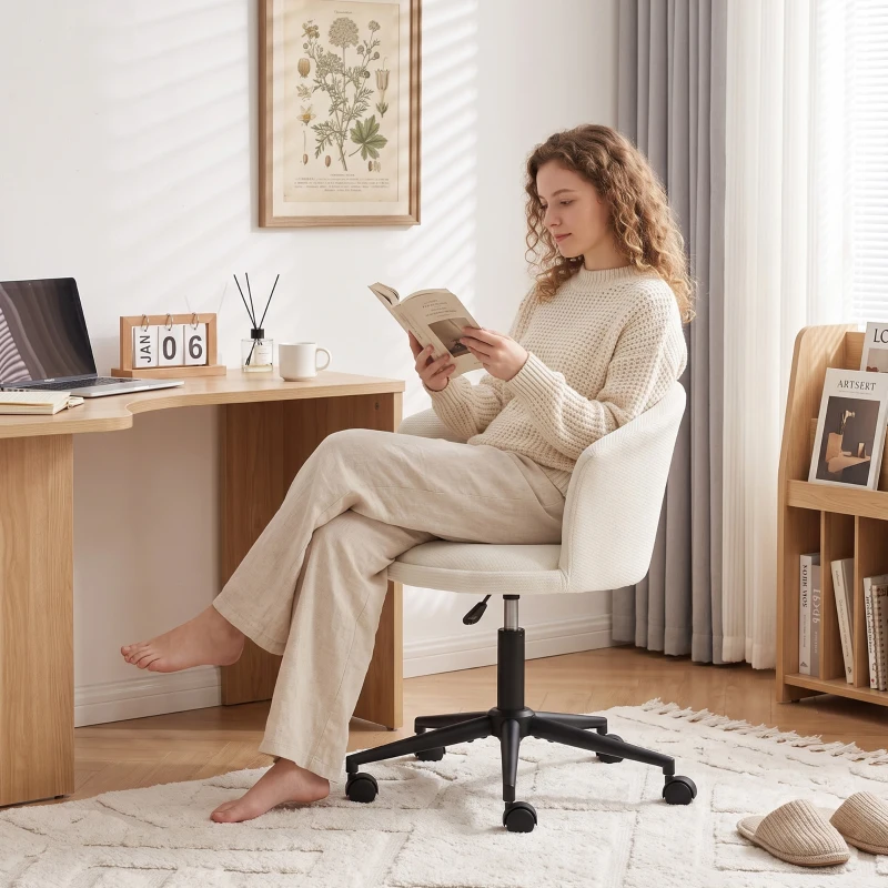 HOMCOM Silla de Oficina con Asiento Ancho Altura Ajustable Chenilla Envolvente y Ruedas Giratorias Blanco Crema