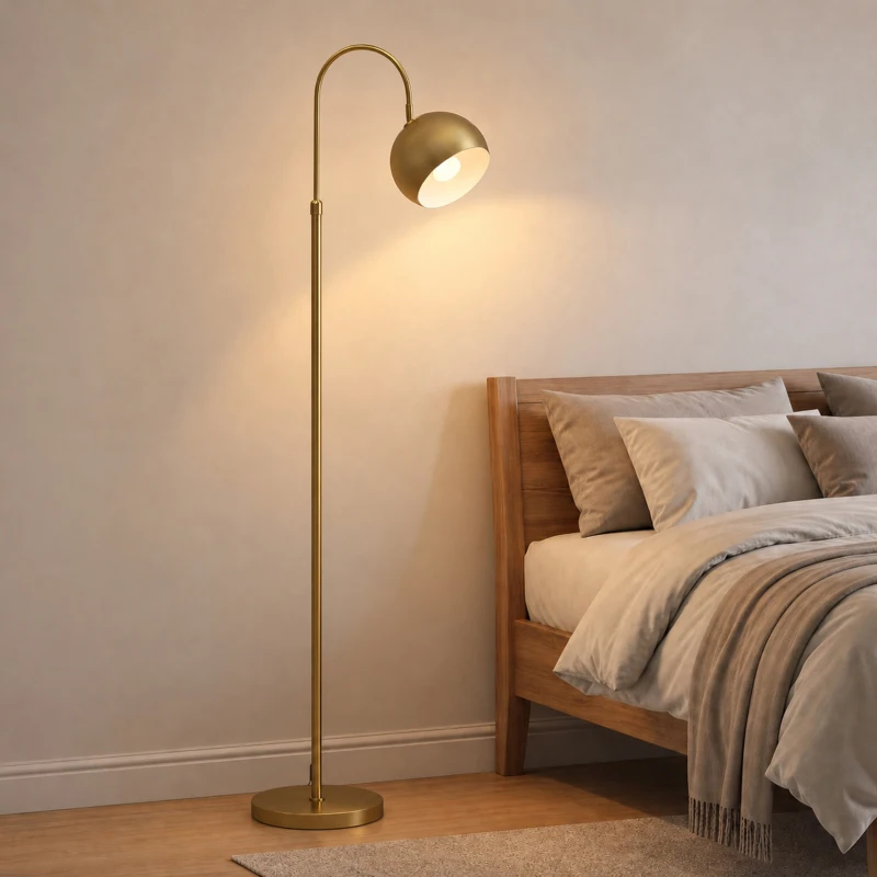 HOMCOM Moderne Stehlampe 40W E27, höhenverstellbar, schwenkbarer Schirm, Fußschalter, Gold