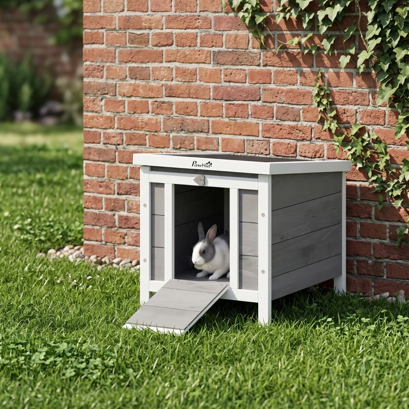 PawHut Conejera de Madera Exterior Jaula Caseta para Roedores Mascotas Pequeñas con Techo Asfáltico Se Puede Abrir y Rampa Antideslizante 42x51x43 cm Gris