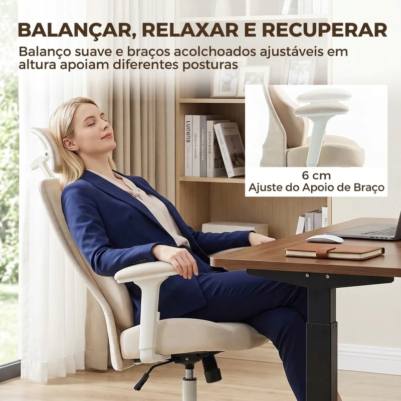 HOMCOM Cadeira de Escritório Ergonómica com Almofada Lombar em Espuma Viscoelástica, Apoio de Cabeça 3D e Apoios de Braços Ajustáveis - Bege