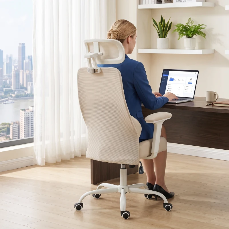 HOMCOM Cadeira de Escritório Ergonómica com Almofada Lombar em Espuma Viscoelástica, Apoio de Cabeça 3D e Apoios de Braços Ajustáveis - Bege