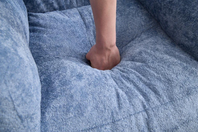 Sitzsack-Sessel mit Armlehnen, Kunstfellbezug und hochelastischer Schaumstofffüllung, für Wohnzimmer und Leseecke, 95x95x79 cm, Blau