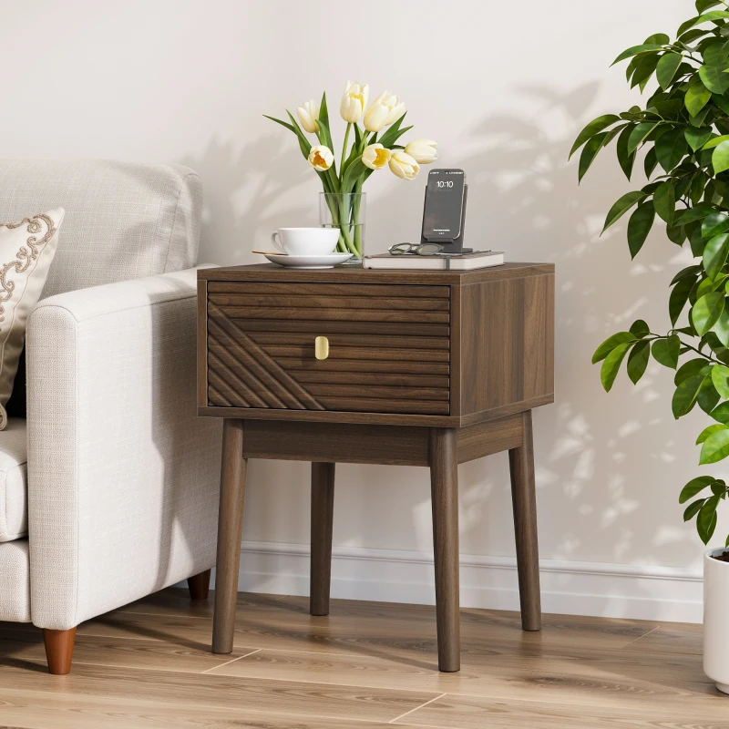 Nachttisch, Mid-Century-Modern-Stil, gerilltes Design und Metallgriffe, 40x40x55 cm, Walnuss