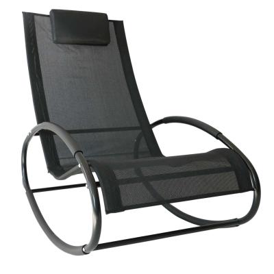 Fotel bujany leżak ogrodowy z zagłówkiem czarny do 120 kg 105 x 62 x 88 cm Outsunny
