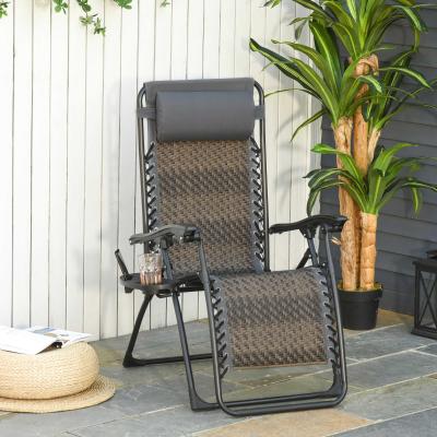 Outsunny Tumbona Plegable de Ratán con Respaldo Ajustable Reposacabezas Extraíble Portavasos y Soporte para Teléfono Jardín Terraza al Aire Libre 65x70x110 cm Gris