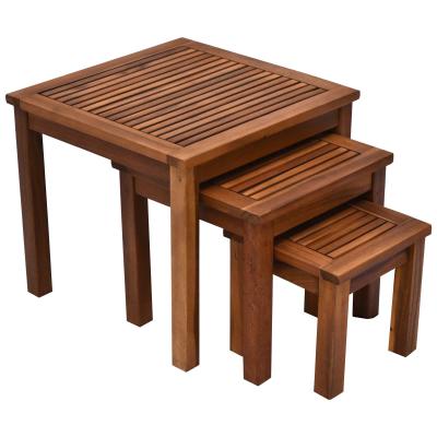 Zestaw 3 stolików Outsunny: kawowy, do wsuwania jeden pod drugi, ogrodowy,akacja, naturalny, 50 x 50 x 45 cm / 39 x 39 x 36 cm / 28 x 28 x 27,5 cm