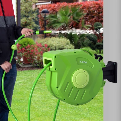 Outsunny Carretel para Mangueira 15m+1,5m Enrolador de Mangueira Montado na Parede 180º Giratório 47,5x15,5x35,5cm Verde
