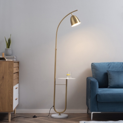 HOMCOM Candeeiro de Pé Vintage com Mesa Auxiliar Suporte para Lâmpada E27 Máx. 40W e Interruptor de Pé para Sala de Estar Dormitório Estúdio 30x44x177cm Dourado