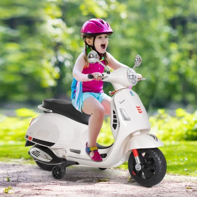 HOMCOM Mota Elétrica para Crianças com Licença Vespa com Música Velocidade 2-3 km/h e Buzina 102x50,5x75,5 cm Branco
