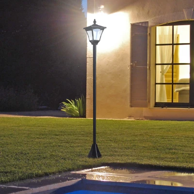 Outsunny Candeeiro Solar de Jardim com Proteção IP44 Luzes LED para Exterior Pátio Varanda 15x15x120 cm Preto