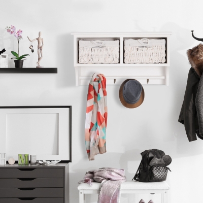 HOMCOM Wooden Wall Mounted Shelf with 4 Hooks 2 Wicker Baskets White