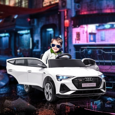 HOMCOM Coche Eléctrico Audi E-tron 12V para Niños de +3 Años con Mando a Distancia Faros Bocina Música MP3 TF USB y Apertura de Puerta 3-8 km/h 108x60x47 cm Blanco
