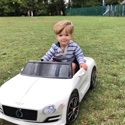 HOMCOM Kids Electric Car Ride-On Toy with LED Lights - White