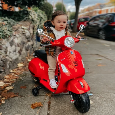 HOMCOM Kids Ride On Motorcycle 6V with LED Lights Red
