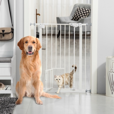 PawHut Barreira de Segurança para Cães Animais de Estimação 74-80cm para Escadas Portas e Corredores com Porta para Gatos Fechamento Automático e Sistema de Duplo Bloqueio Altura 91,4cm Branco