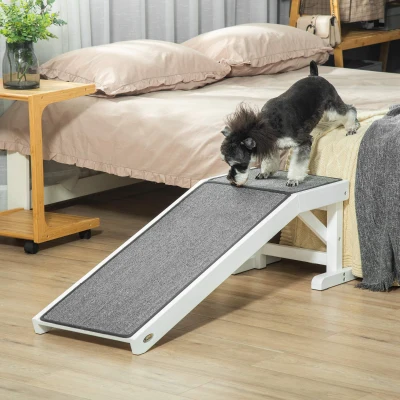PawHut Rampa dla zwierząt z antypoślizgowym dywanikiem Drabinka dla zwierząt Rampa dla psów do 30 kg Drewno sosnowe Poliester Biały + Szary 125 x 40 x 35,5 cm Drewno
