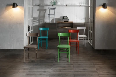 STONES Set 2 Sedie in legno laccato con seduta in MDF laccato, 48x39x80cm, verde