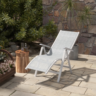 Outsunny Fotel ogrodowy Outdoor Lounge, Leżak ogrodowy, odporny na warunki atmosferyczne, 62 cm x 96 cm x 108 cm, Szary + Biały