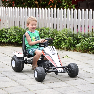 Gokart HOMCOM samochód dziecięcy na pedały z pedałem hamulca zabawka dla dzieci 3–8 lat stal kolor biały 104 x 66 x 57 cm z