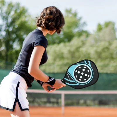 SPORTNOW Zestaw do pickleballa z 4 rakietami, 4 piłkami, torbą, lekki i trwały, Czarno-Niebieski
