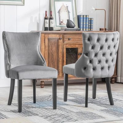 Set aus 2 gepolsterten Esszimmerstühlen mit Knopfheftung und Metallnieten, Samtoptik, Grau