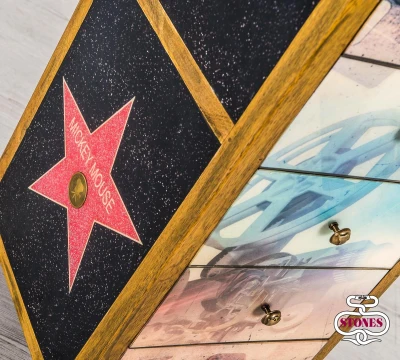 STONES Cassettiera a tema Hollywood con 6 cassetti decorati