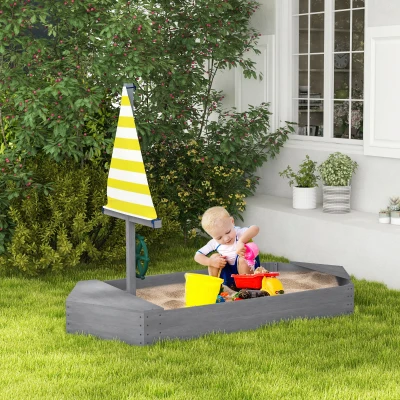 Outsunny Kindersandkasten im Freien mit Segelboot-Design mit Sitzen, Steuerrad und Fahne, Sandkapazität 330 kg Dunkelgrau