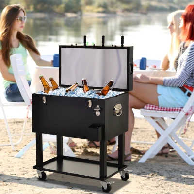 Outsunny Kühlbox mit Tischkicker, 2-in-1, 65L Weinkühler, Tischfußball, Kühlwagen mit 4 Rollen, Metall Schwarz 71 x 59,5 x 85 cm