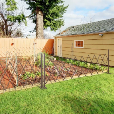Outsunny Cerca de Jardim em Liga de Alumínio Barreira de Exterior Extensível Cerca de Jardim Metálica 250x31x103,5 cm Marrom