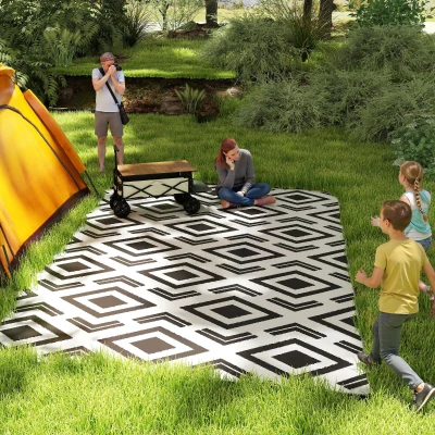 Outsunny Outdoor Teppich robuster Wetterfest Outdoorteppich mit Tragtasche, faltbar Carpet Boho-Style 182 x 274 cm Schwarz+Weiß