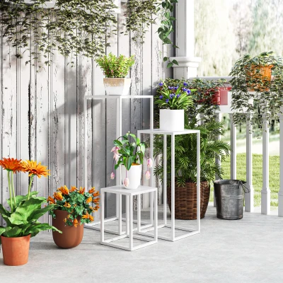 Outsunny Set mit 3 stapelbaren quadratischen Pflanzenständern aus Metall für den Innen- und Außenbereich, für Garten, Balkon, Haus, Weiß