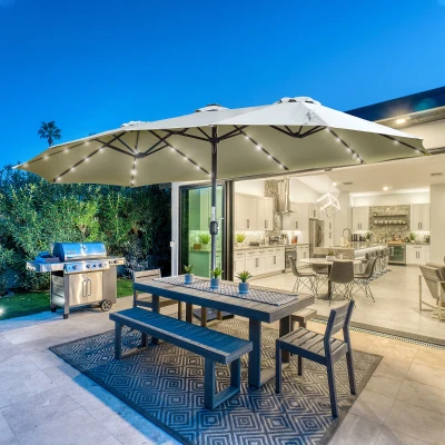 Outsunny Parasol Double 4,5m LED Solaire Gris Clair Noir