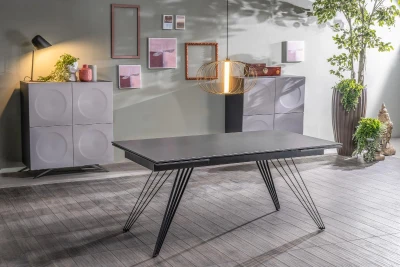 E-STYLO Tavolo allungabile con top e allunghe in ceramica e 4 gambe radiali in metallo, 90x160/240x76cm, grigio vintage, nero opaco