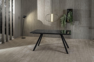 E-STYLO Tavolo allungabile con top e allunghe in vetro temperato, gambe in metallo verniciato, 90x160/240x76cm, nero fumè, nero