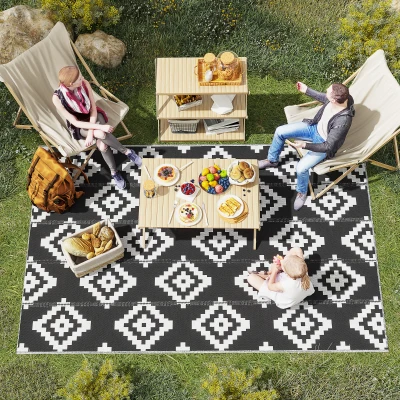 Outsunny Grafischer Outdoor-Teppich - Doppelseitig verwendbar 2 Muster - Maße 2,74L x 1,82B m - Hochdichtes PP 310 g/m² Schwarz Weiß