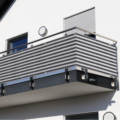 Outsunny Set mit 2 verstärkten blickdichten Balkon-Sichtschutzblenden aus HDPE mit 52 Ösen + 4 Schnüren, Maße 5L x 0,90H m Grau Weiß gestreift
