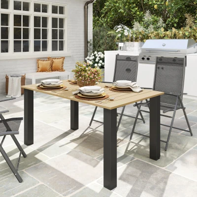 Outsunny Mesa de Jardim Retangular 150x90x73 cm com Pés de Aço Orifício para Chapéu de Sol e Desenho em Ripas Marrom Claro