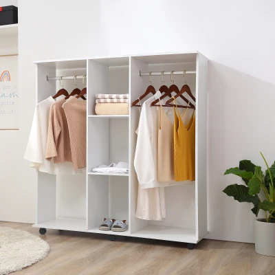 HOMCOM Armadio Guardaroba a Rotelle con 2 Barre 3 Ripiani Bianco