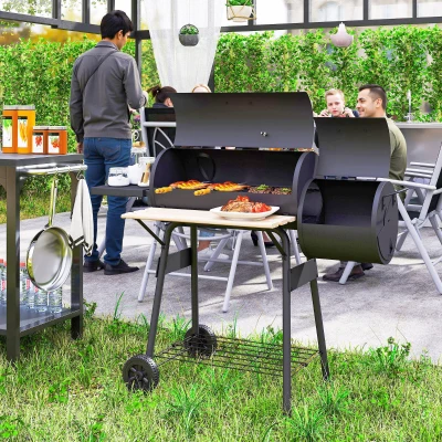 Outsunny Smoker Grill BBQ Holzkohlengrill Grillwagen Multifunktion mit 2 x Brennkammer Schornstein Metall + Tannenholz Schwarz 124 x 53 x 104 cm