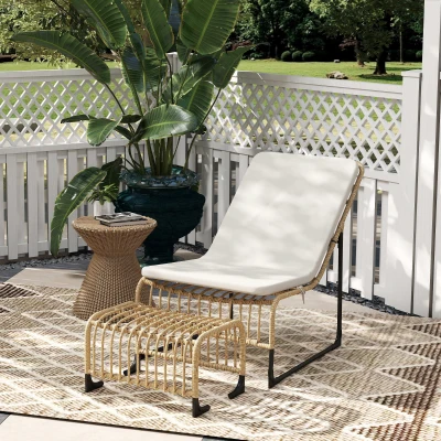 Outsunny Conjunto de Poltrona de Jardim com Apoio para os Pés de Vime Sintético Poltrona para Exterior 65x93x80 cm Madeira e Bege