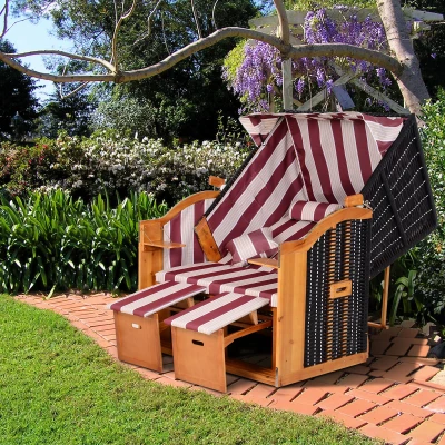 Outsunny Sedia da Spiaggia 118cm x 79cm x 160cm Rosso e Bianco